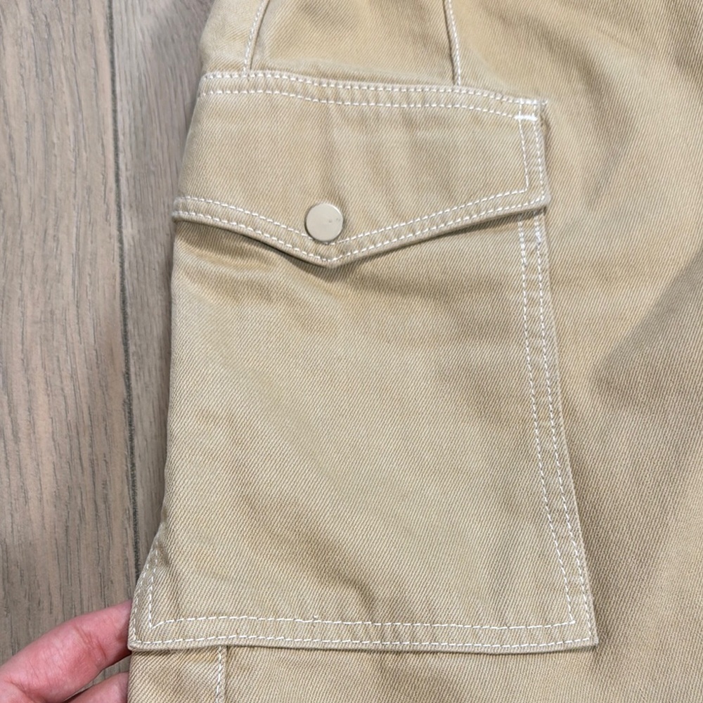 Tan Skirt with Pockets - Picture 5 of 10